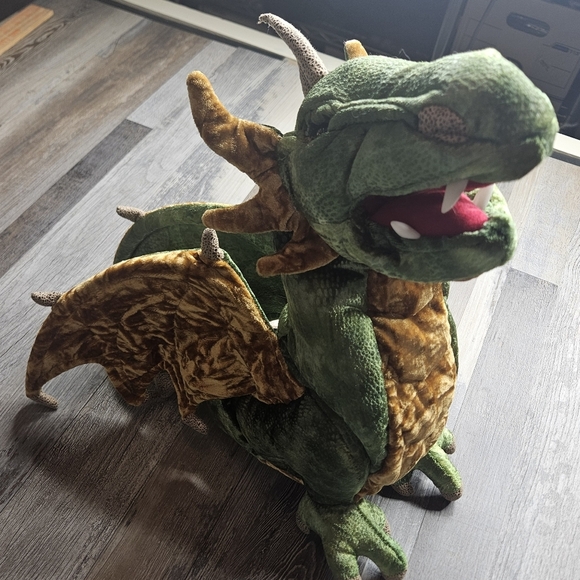 Folkmantis Puppets Wyvern Dragon Hand Puppets Green Wings - Picture 1 of 10